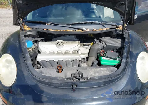 2010 Volkswagen New Beetle 2.5L from USA, damaged, VIN 3VWRW3AG0AM023034